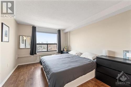 99 Holland Avenue Unit#606, Ottawa, ON - Indoor Photo Showing Bedroom