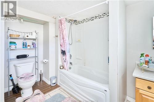 164 Drummond, Moncton, NB - Indoor Photo Showing Bathroom