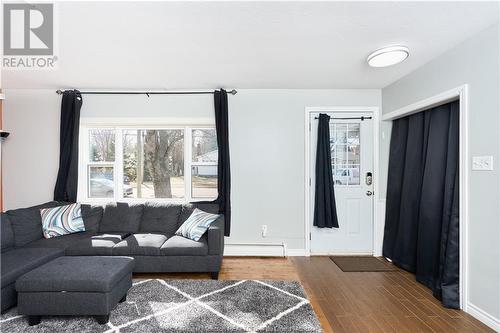 164 Drummond, Moncton, NB - Indoor Photo Showing Living Room