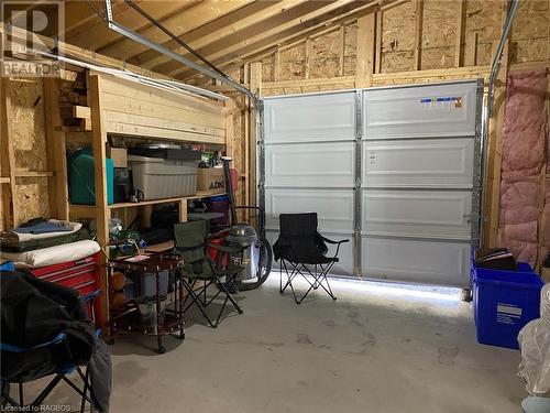 342 Main Street North, Mount Forest, ON - Indoor Photo Showing Garage