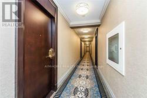 #1208 -100 Promenade Circ, Vaughan, ON -  Photo Showing Other Room
