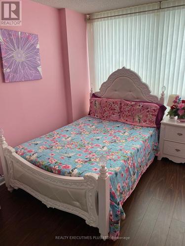 1110 - 24 Hanover Road, Brampton, ON - Indoor Photo Showing Bedroom