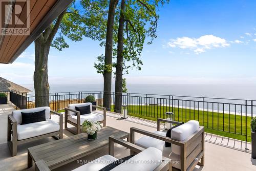 3 Ennisclare Drive E, Oakville, ON - Outdoor With View With Exterior
