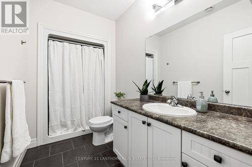 10 Tessa Blvd, Belleville, ON - Indoor Photo Showing Bathroom