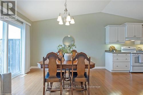 #46 -620 Thistlewood Dr, London, ON - Indoor Photo Showing Dining Room