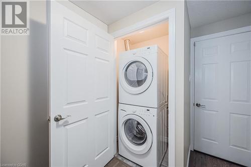 82 Dawes Avenue, Guelph, ON - Indoor Photo Showing Laundry Room