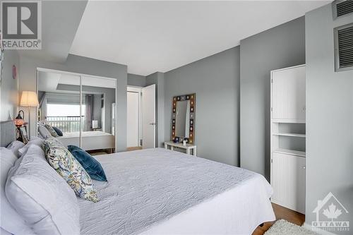 545 St Laurent Boulevard Unit#2206, Ottawa, ON - Indoor Photo Showing Bedroom