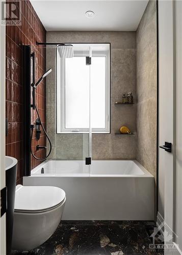 5 Ladouceur Street, Ottawa, ON - Indoor Photo Showing Bathroom