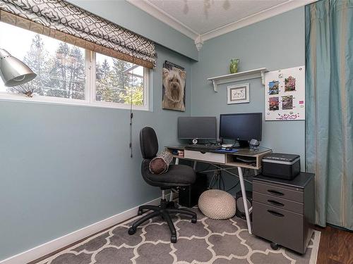 551 Ruby Cres, Nanaimo, BC - Indoor Photo Showing Office