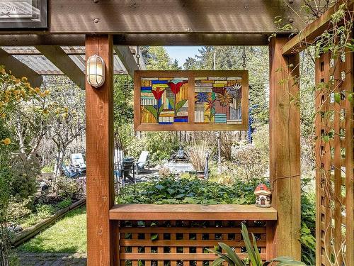 551 Ruby Cres, Nanaimo, BC - Outdoor With Deck Patio Veranda With Exterior