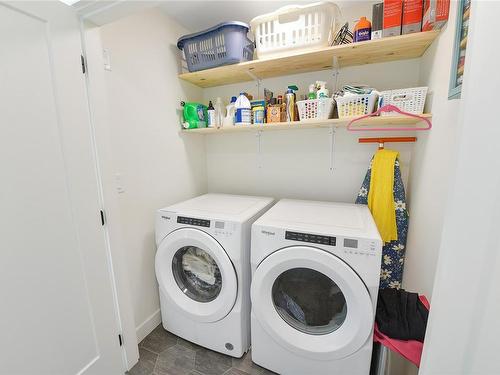 861 Tomack Loop, Langford, BC - Indoor Photo Showing Laundry Room