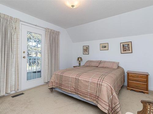 2199 Malaview Ave, Sidney, BC - Indoor Photo Showing Bedroom
