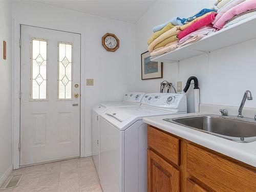 2199 Malaview Ave, Sidney, BC - Indoor Photo Showing Laundry Room