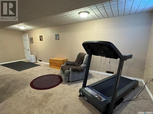 423 4Th Avenue W, Biggar, SK - Indoor Photo Showing Gym Room
