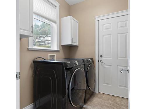 3448 Horizon Terr, Langford, BC - Indoor Photo Showing Laundry Room