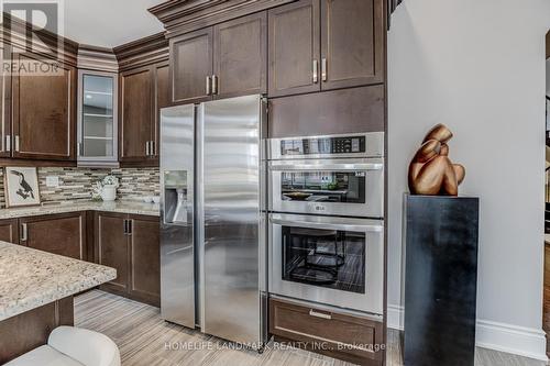 38 Baldry Ave, Vaughan, ON - Indoor Photo Showing Kitchen With Upgraded Kitchen