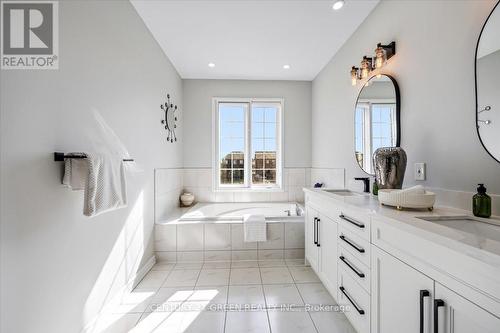 1436 Connaught Terr, Milton, ON - Indoor Photo Showing Bathroom