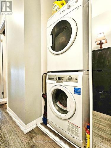 714 - 59 Annie Craig Drive, Toronto, ON - Indoor Photo Showing Laundry Room
