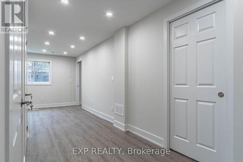 109 Kovac Rd, Cambridge, ON - Indoor Photo Showing Other Room