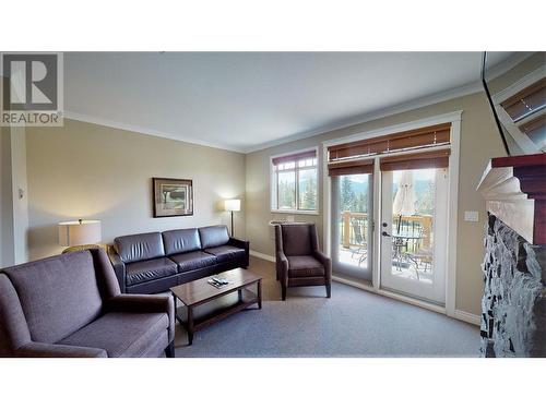 200 Bighorn  Boulevard Unit# 234 A, Radium Hot Springs, BC - Indoor Photo Showing Living Room