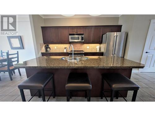 200 Bighorn  Boulevard Unit# 234 A, Radium Hot Springs, BC - Indoor Photo Showing Kitchen With Double Sink With Upgraded Kitchen