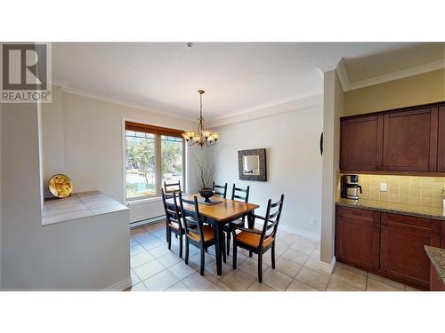 200 Bighorn  Boulevard Unit# 234 A, Radium Hot Springs, BC - Indoor Photo Showing Dining Room