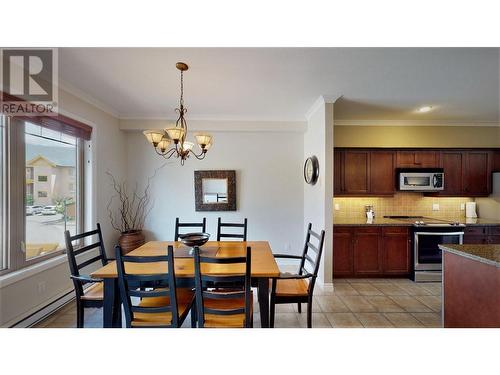 200 Bighorn  Boulevard Unit# 234 A, Radium Hot Springs, BC - Indoor Photo Showing Dining Room