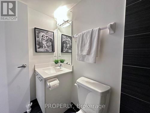 170 Sudbury Street, Toronto, ON - Indoor Photo Showing Bathroom
