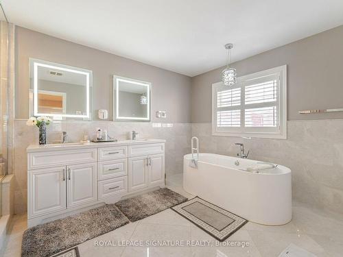 3215 Tacc Dr, Mississauga, ON - Indoor Photo Showing Bathroom