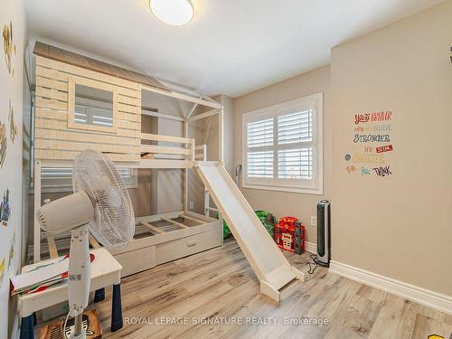 3215 Tacc Dr, Mississauga, ON - Indoor Photo Showing Other Room