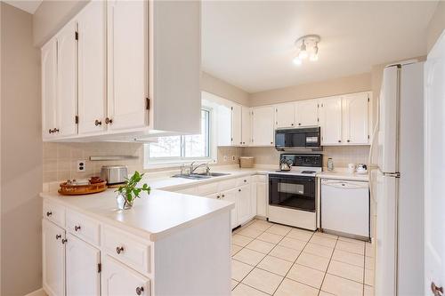 488 Townline Road, Niagara-On-The-Lake, ON - Indoor Photo Showing Kitchen
