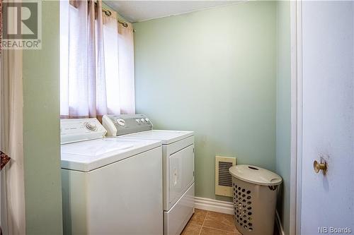 16 Mcleod Hill Road, Fredericton, NB - Indoor Photo Showing Laundry Room