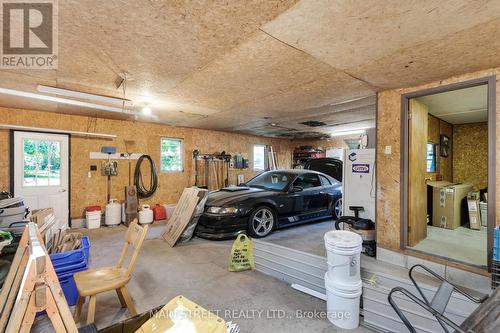 78 Golfview Cres, Georgina, ON - Indoor Photo Showing Garage