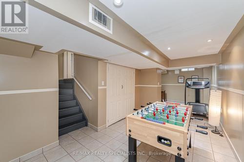 239 Littlewood Drive, Oakville, ON - Indoor Photo Showing Other Room