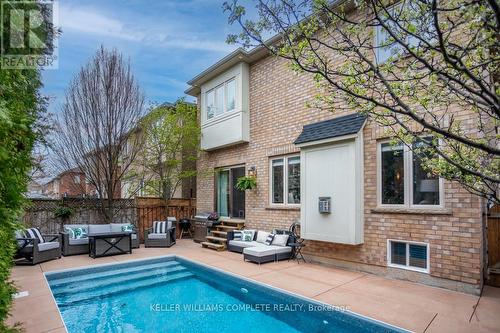 3113 Hedges Dr, Burlington, ON - Outdoor With In Ground Pool