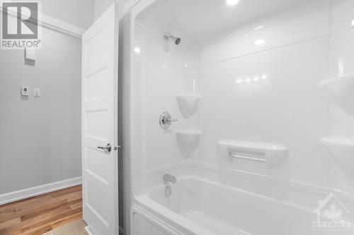 320 Zakari Street, Casselman, ON - Indoor Photo Showing Bathroom