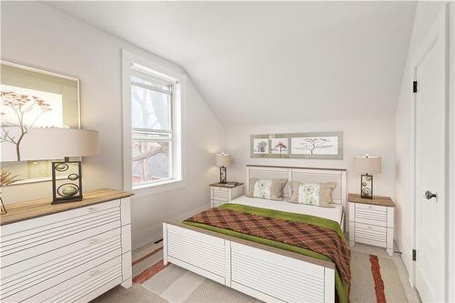 216 Rosser Avenue, Selkirk, MB - Indoor Photo Showing Bedroom