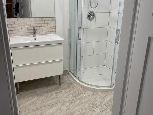 Bathroom - 1349 100E Avenue, Laval (Chomedey), QC - Indoor Photo Showing Bathroom