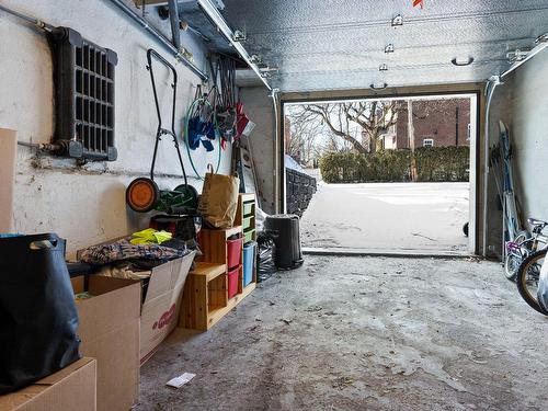 Garage - 6308 Av. Godfrey, Montréal (Côte-Des-Neiges/Notre-Dame-De-Grâce), QC - Indoor Photo Showing Garage