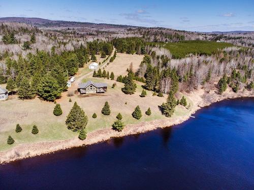 Vue d'ensemble - 64 Ch. Patterson, Cayamant, QC - Outdoor With Body Of Water With View
