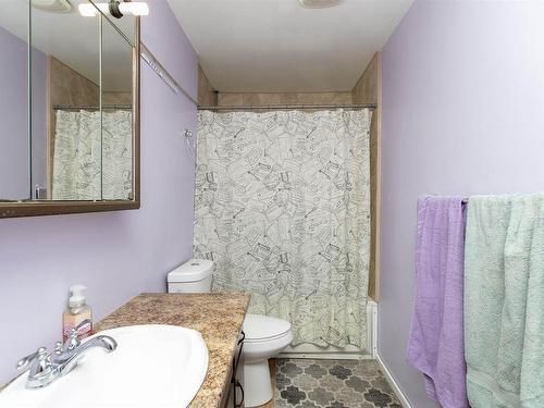 2093 Hwy 591, Gorham, ON - Indoor Photo Showing Bathroom