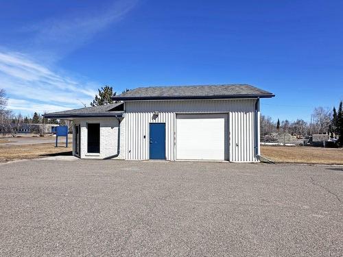 2 Wadsworth Drive, Nipigon, ON 