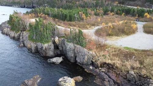 4 Beach Road, Eastport, NL 