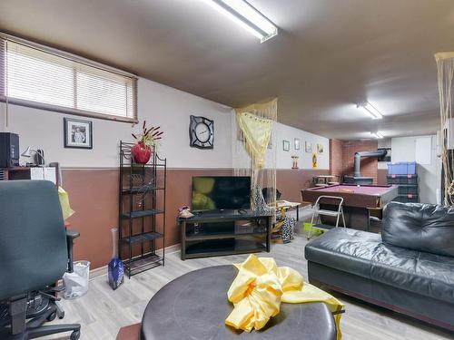 Salle familiale - 176 Rue Ross, Gatineau (Buckingham), QC - Indoor Photo Showing Living Room