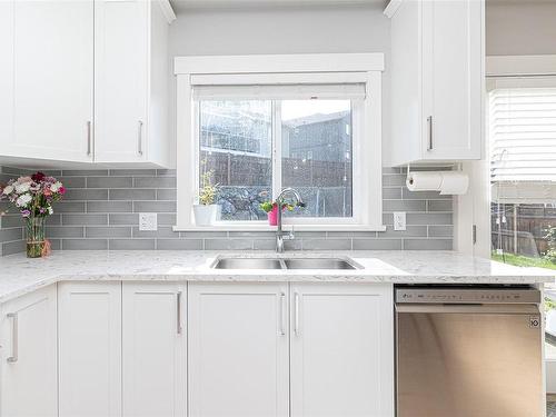 3541 Honeycrisp Ave, Langford, BC - Indoor Photo Showing Kitchen With Double Sink