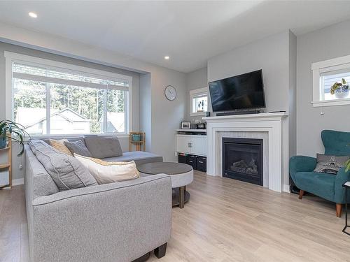 3541 Honeycrisp Ave, Langford, BC - Indoor Photo Showing Living Room With Fireplace