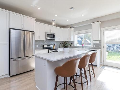 3541 Honeycrisp Ave, Langford, BC - Indoor Photo Showing Kitchen With Upgraded Kitchen