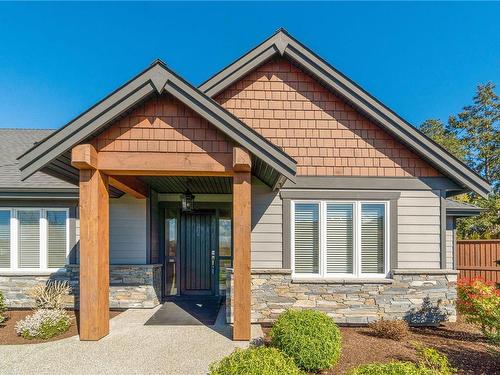 1015 Stahley Pl, Parksville, BC - Outdoor