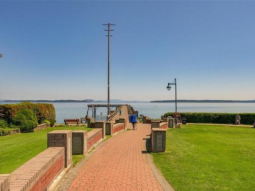 302-9900 Fifth St, Sidney, BC - Outdoor With Body Of Water With View