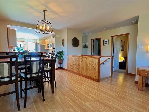 1280 Rupert Rd, Ucluelet, BC - Indoor Photo Showing Dining Room
